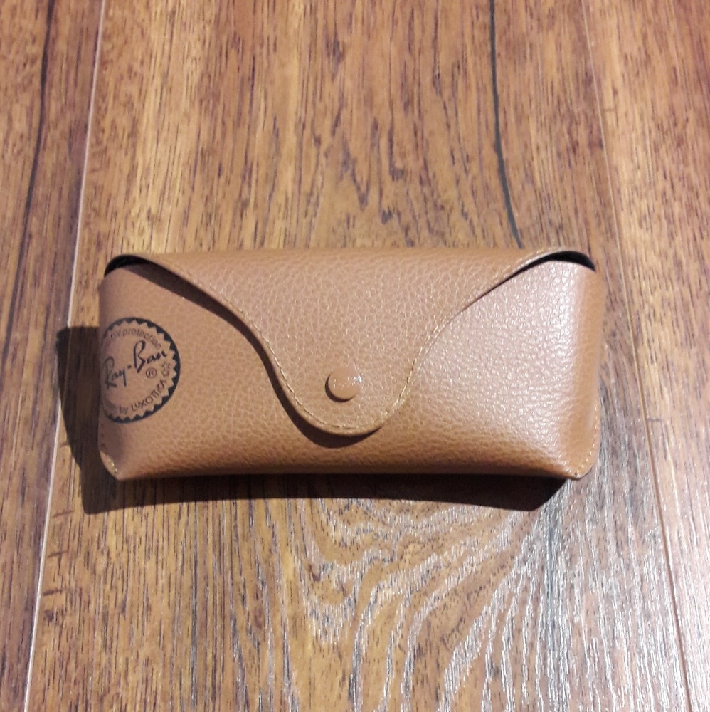 Ray Ban Case